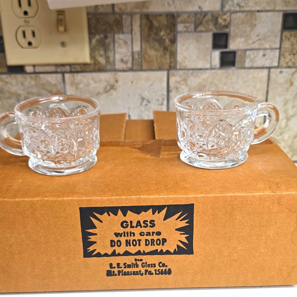 L. E. Smith Daisy And BUTTON Handled Mugs/Cups NIB!